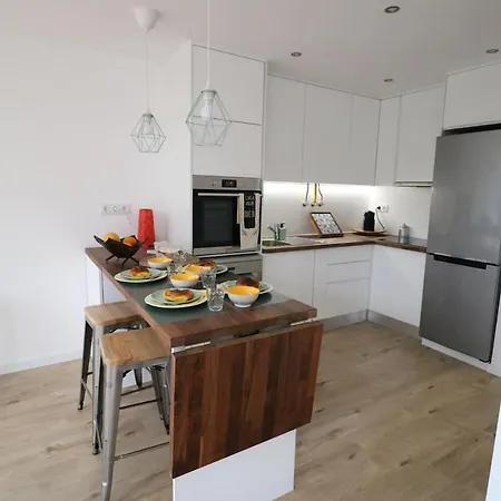Treetops Appartement *